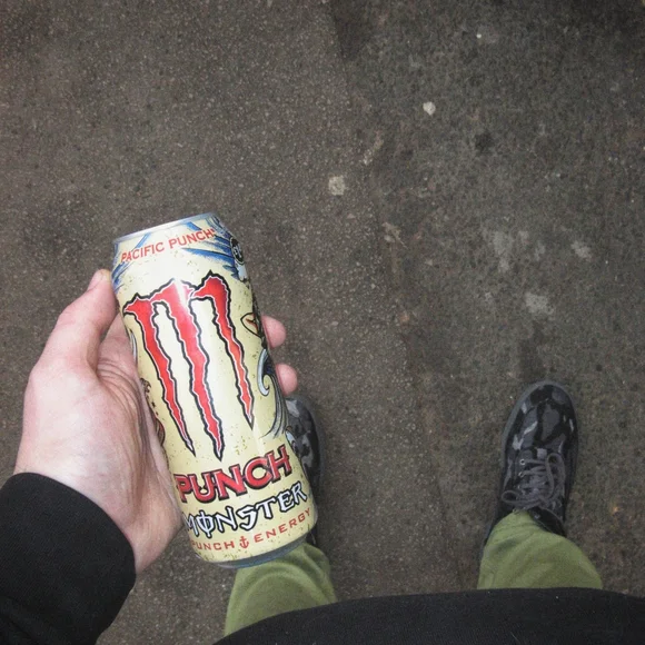 Meet The Seller - Retro Jamie YouTube - Picture 6 of 8